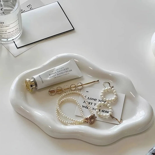Light Luxury Plastic Jewelry Tray Mini Cloud Shape Jewelry Display Plate Jewelry Dish Watches/Keys Storage